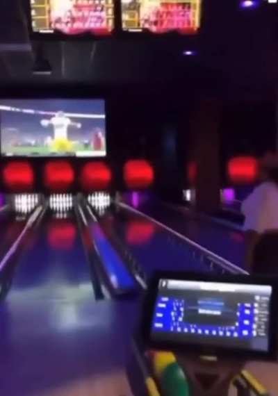 Bowling alley fight