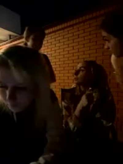 Uploading RollingGirls_2024-05-18_20-49-30_085.mp4