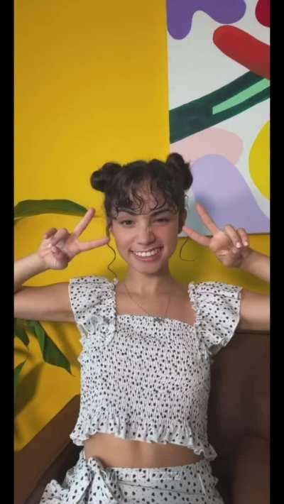 Aw looks so innoc.... 😳😏