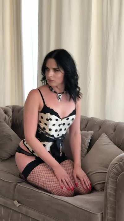 Are you ready to serve me my slave?ð