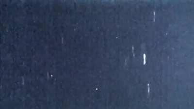 Cloaked UFO stops in the air and changes direction multiple times. Please DO NOT point laser at objects in the sky.