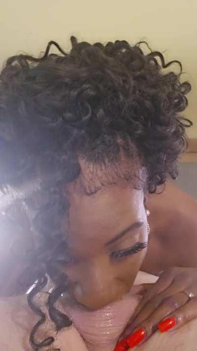 FAN MEET, Met This FAN with a nice white cock and took it DOWN 😋