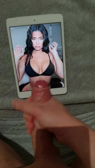 Kylie Jenner Fleshlight Cum Trib!!