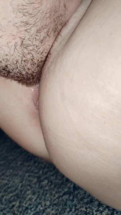 His tongue makes my pussy so fucking wet