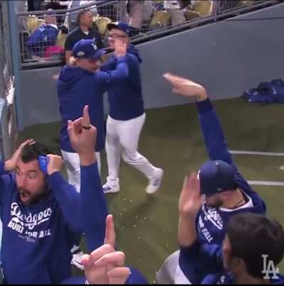 The reactions from Dodgers players and staff after seeing Shohei’s absolute missile of a home run lol