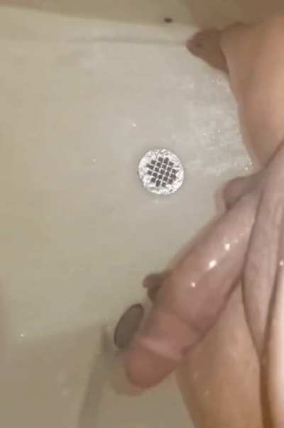 (40) feeling playful in the shower wanna join?