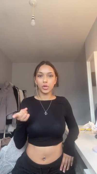 She's honestly beautiful 