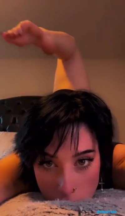 anyone know who this is ?