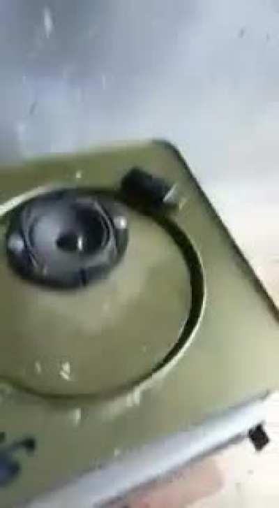 E essa caixa de som?