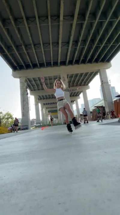 Sagittarina (@sagittarinaofficial)