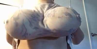 First ever tit drop 😳✨ Thoughts?