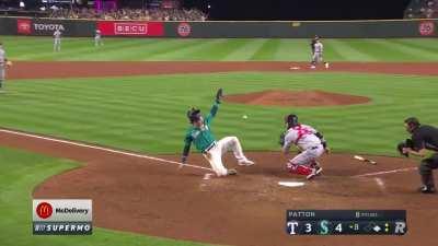 [Highlight] JP Crawford continues his face raking with a go-ahead single that puts the M's up 4-3 in the 8th