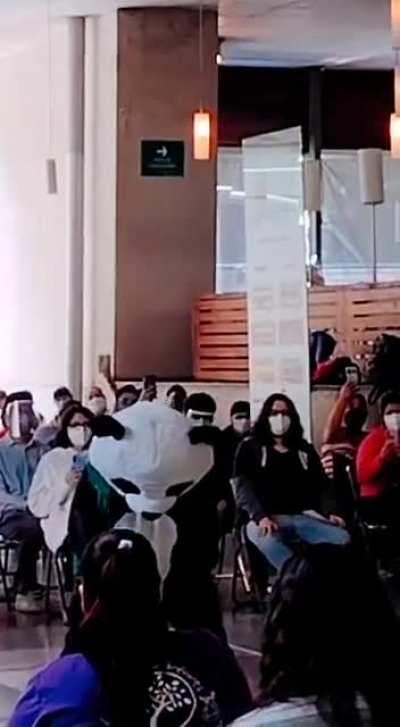 Pandemio anda suelto parte 2. ¿Ustedes ya se vacunaron con Pandemio?