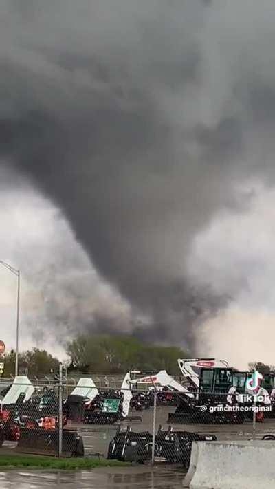 Todnadow takes curved path just missing the camera man