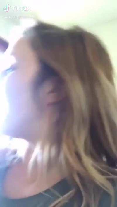 That’s a right hander!