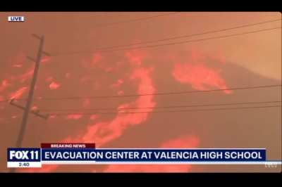 New wildfire spreading in Castaic, California