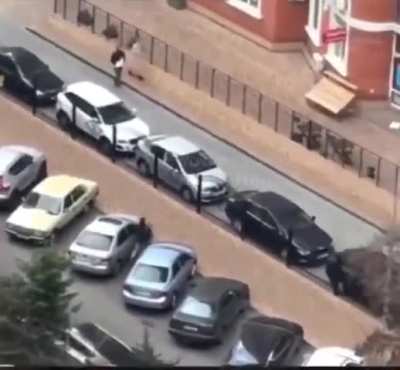 Man avoids getting caught by an NPC in style