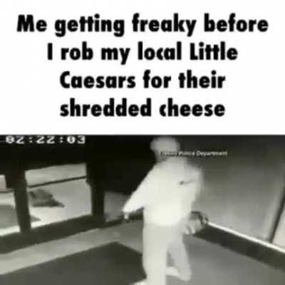 We gonn have a pizza tonite 🤗🤗