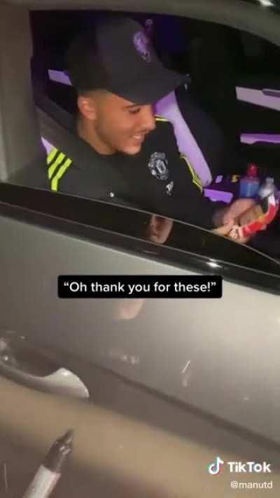 Sancho representing his fan’s gift