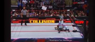 Mercedes moné walking over robyn renegade