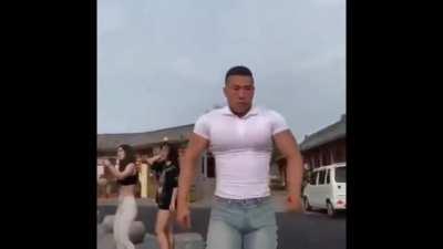 Ching chong got big boobs😳🇨🇳🇨🇳🇨🇳