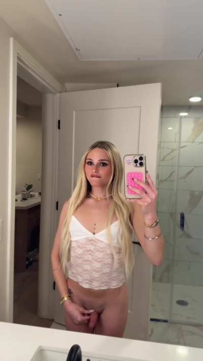 Would u blow a pretty blonde trans girl? 😜