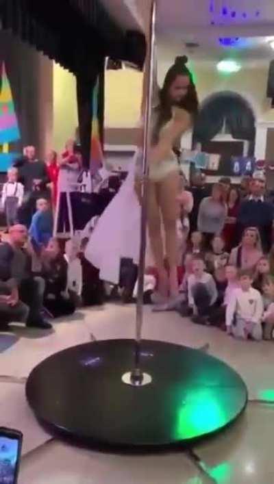 Next up for show and tell the always sexy Lalalalal Layla!!!