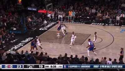 [Highlight] James Harden throws it Ian Eagle on the fastbreak