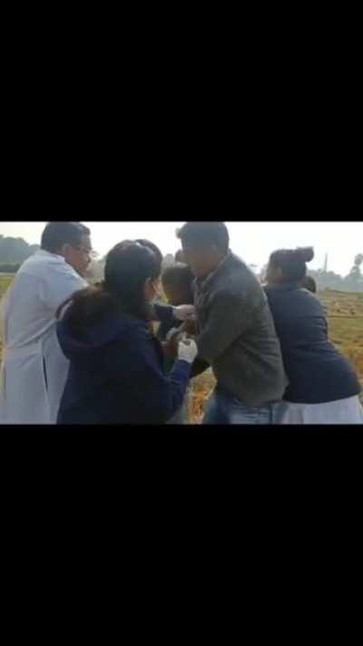 Full force mein chal rha hai vaccination program