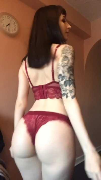 Super old clip of my booty