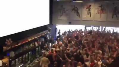 Fans de Sonic cuando le disparan a la niña de 13 años 