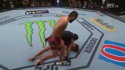 Jorge Masvidal sends Ben Askren to the shadow realm in 5 seconds
