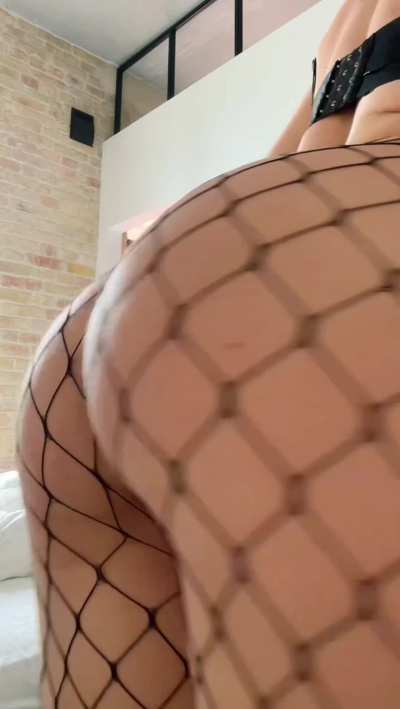 F21 available now! I'm not a seller sending nudes free to every random guy that upvte and just saying yes rn instantly (my auto reply on) snap me:emilyjdgs