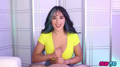 Nika Venom gets him hard and strokes it out