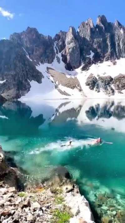 Chill Lake Dip With The Pup - Sawtooth Mountain, Idaho USA 🇺🇲