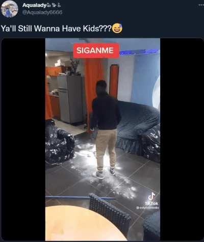 The way i would've chased his ass around the house 😂😂