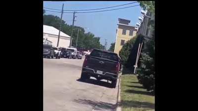 Woman notices strange object falling at extreme rate and records it, U.S fighter jets scramble to the area soon after.