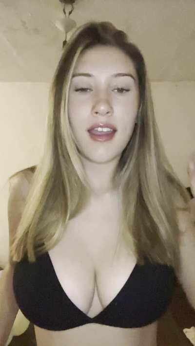 my tits DO jiggle jiggle