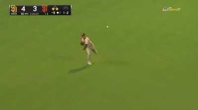 [Highlight] [Highlight] Patrick Bailey hits a sac fly to bring home Mike Yastrzemski and tie the game at 4 in the bottom of the 9th