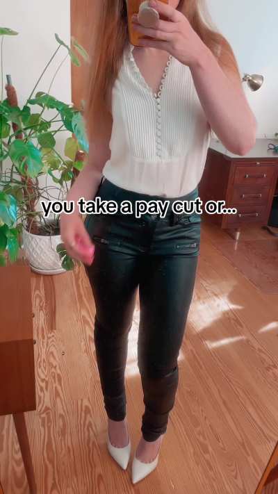 POV I'm your femdom boss and... ;)