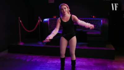 Florence showing off her contortionist skills for Vanity Fair’s “Party Tricks”