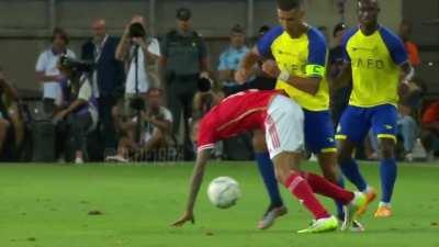 Momento de Di Magia sobre Ronaldo - Al Nassr vs. Benfica