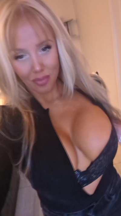 Heading into the salon- I wanted to show you something...