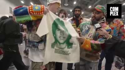 1st day of vending at complexcon and it went amazing