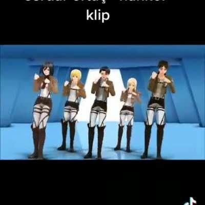 I believe in Aot supremacy🛐