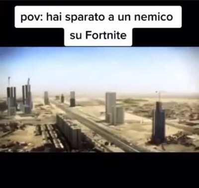 Il K e blur che ingaggiano un fight su FORNITES (primo mimz spero che vi piaccia)