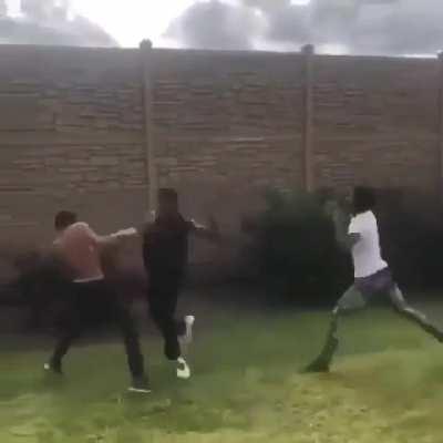 Guy wins 2v1 fight