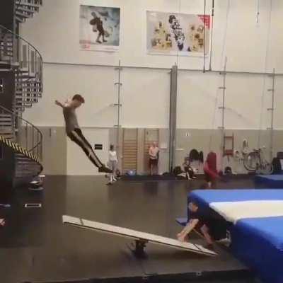 I can't stop looking