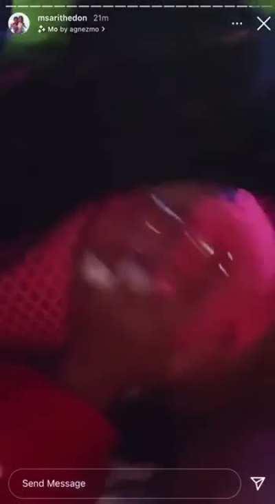 Ari Titty Shake 😭