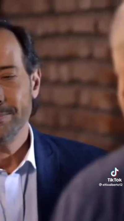 les traigo chistes racistas